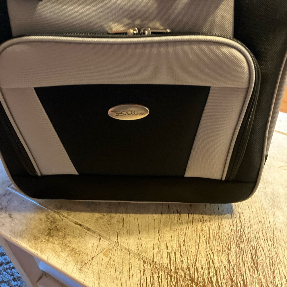 Bella Russo travel bag.